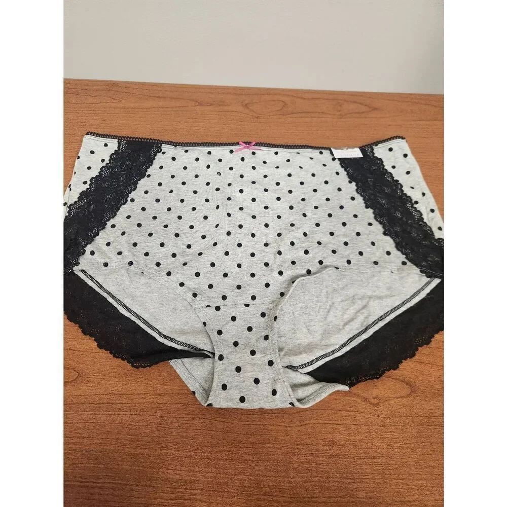 NWT Cacique 22/24 black and grey polka-dots full cotton brief